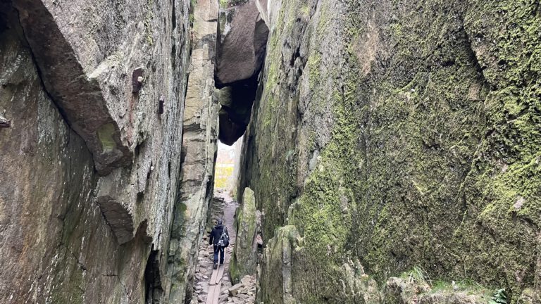 Mehr über den Artikel erfahren Drehbrücke, Schleuse und auf den Spuren von Ronja Räubertochter #13